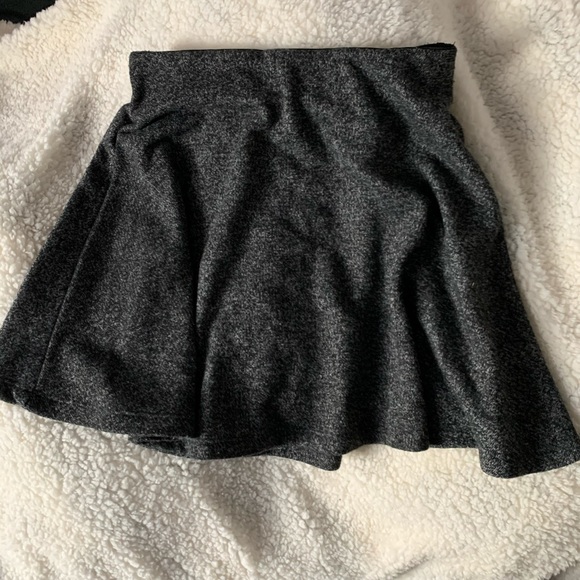 Gray Knit Skater Skirt - Picture 2 of 3